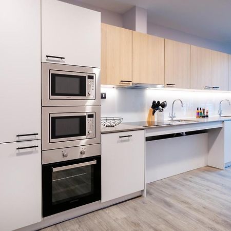 Coleman Court Summer Apartments Корк Экстерьер фото