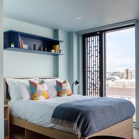 Coleman Court Summer Apartments Корк Экстерьер фото