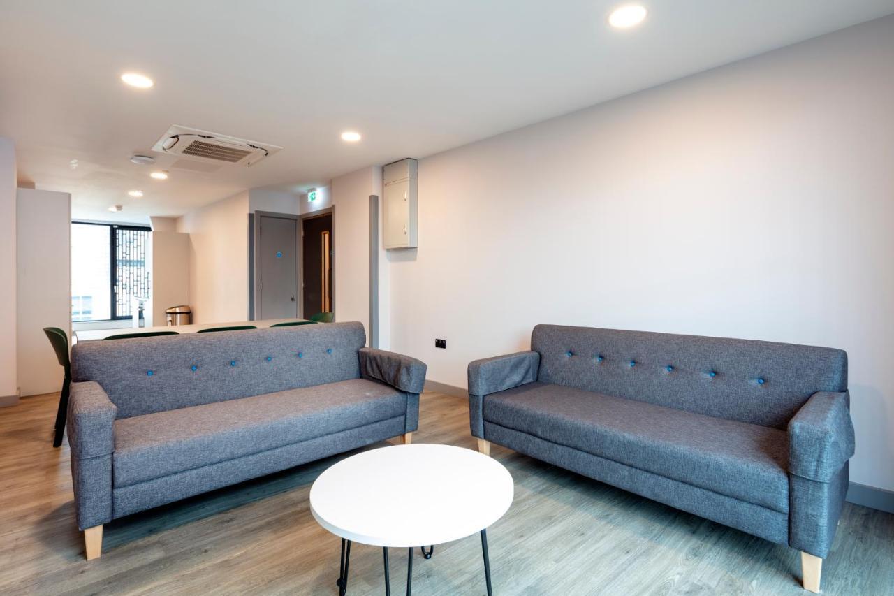 Coleman Court Summer Apartments Корк Экстерьер фото